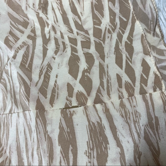 Ellen Tracy Fit and Flare Abstract Print Brown Tan Midi Skirt Size Medium 6 - Picture 6 of 8